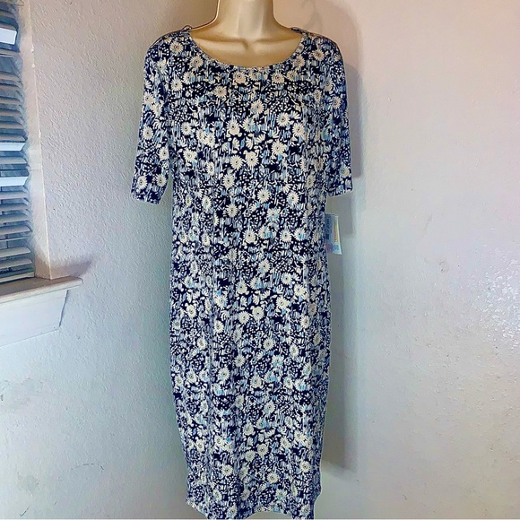 LuLaRoe Dresses & Skirts - BRAND NEW BLUE LULAROE FLORAL DRESS SIZE XL